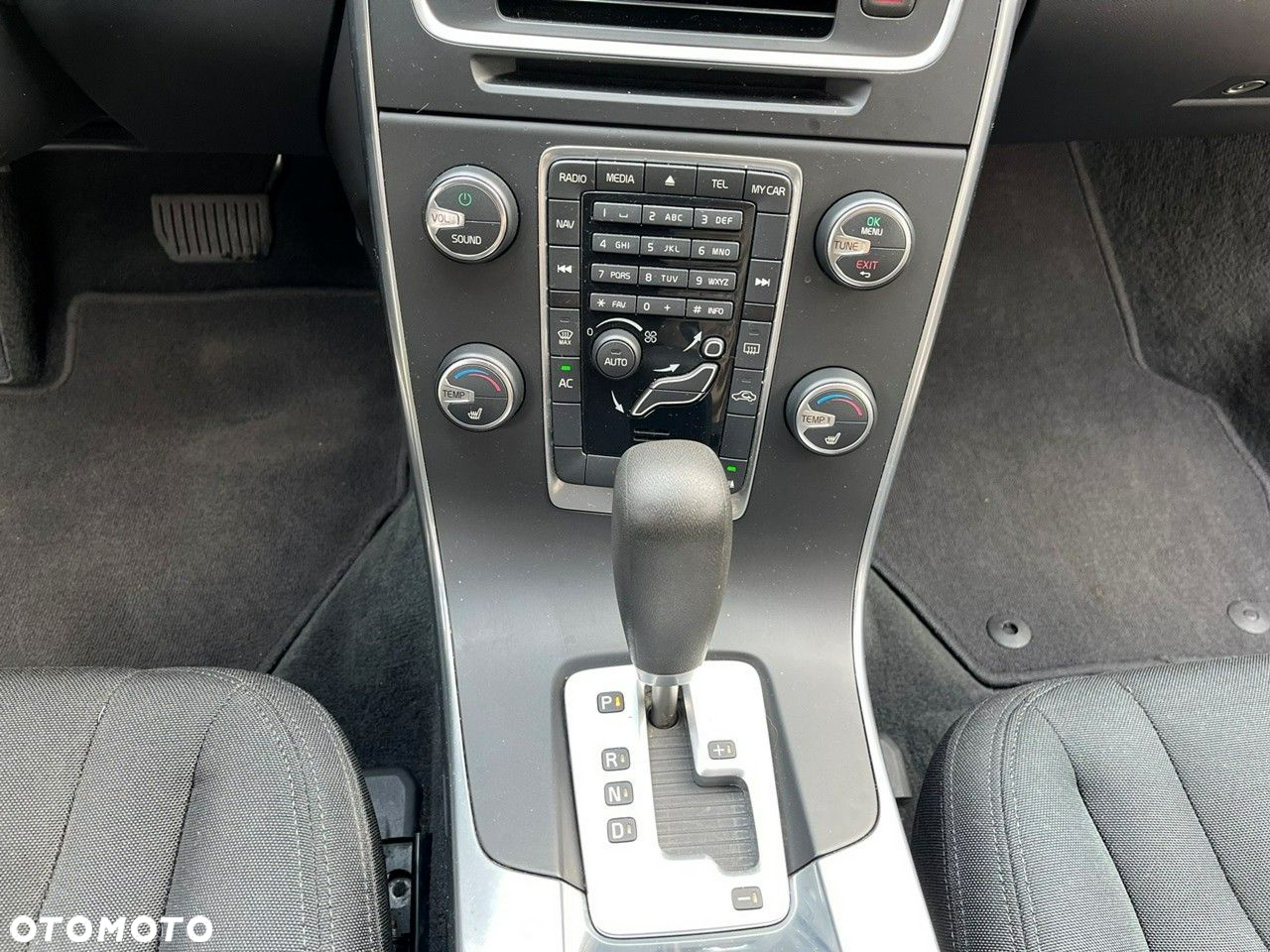 Volvo V60 - 23