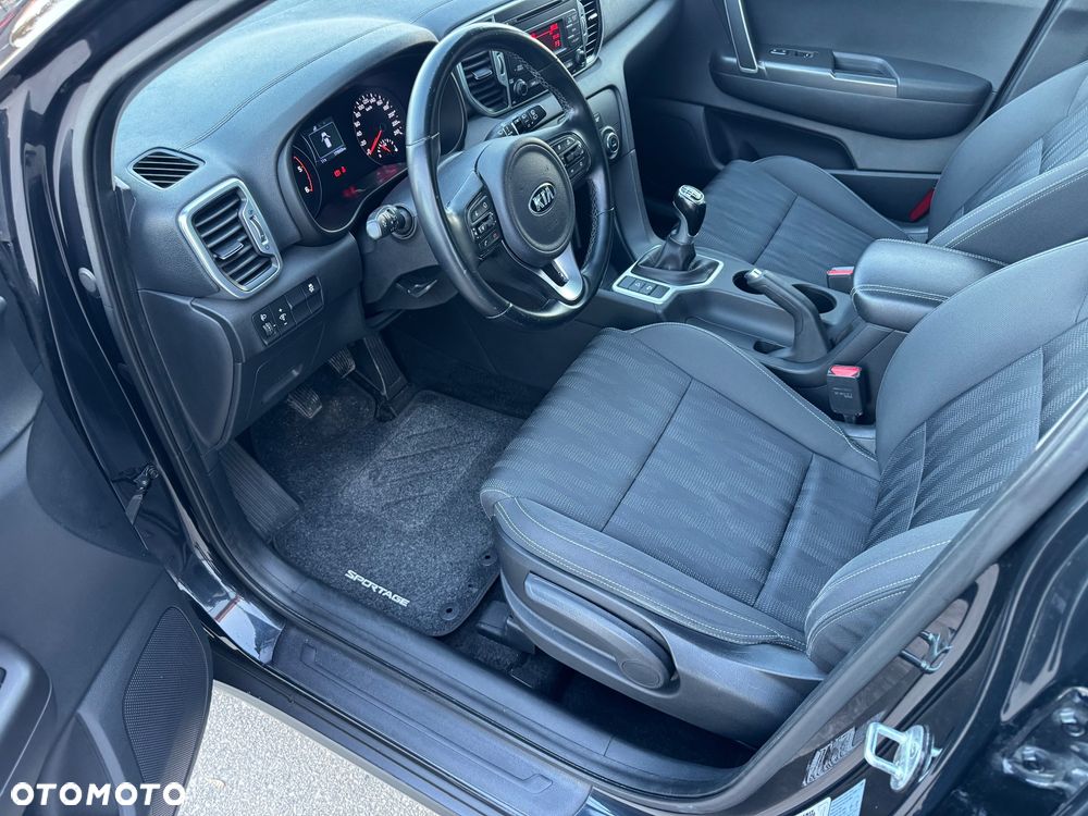 Kia Sportage 1.7 CRDI 2WD Attract - 16