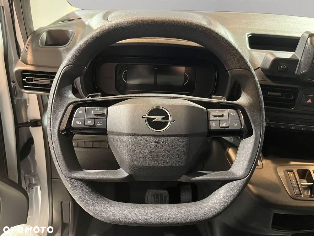 Opel Combo Van XL 130KM AT8 - 11