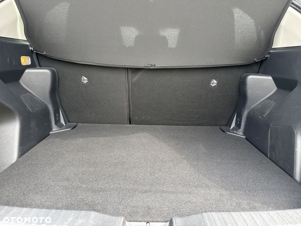 Toyota Yaris Cross - 12