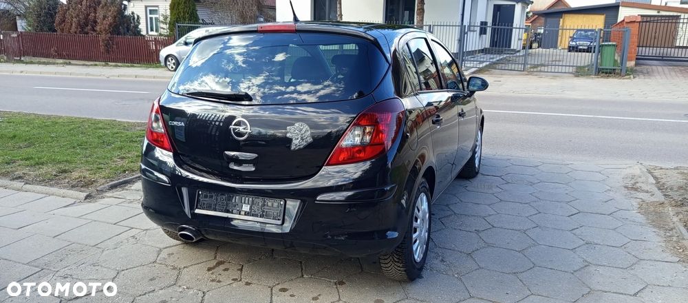 Opel Corsa 1.4 16V Active - 3