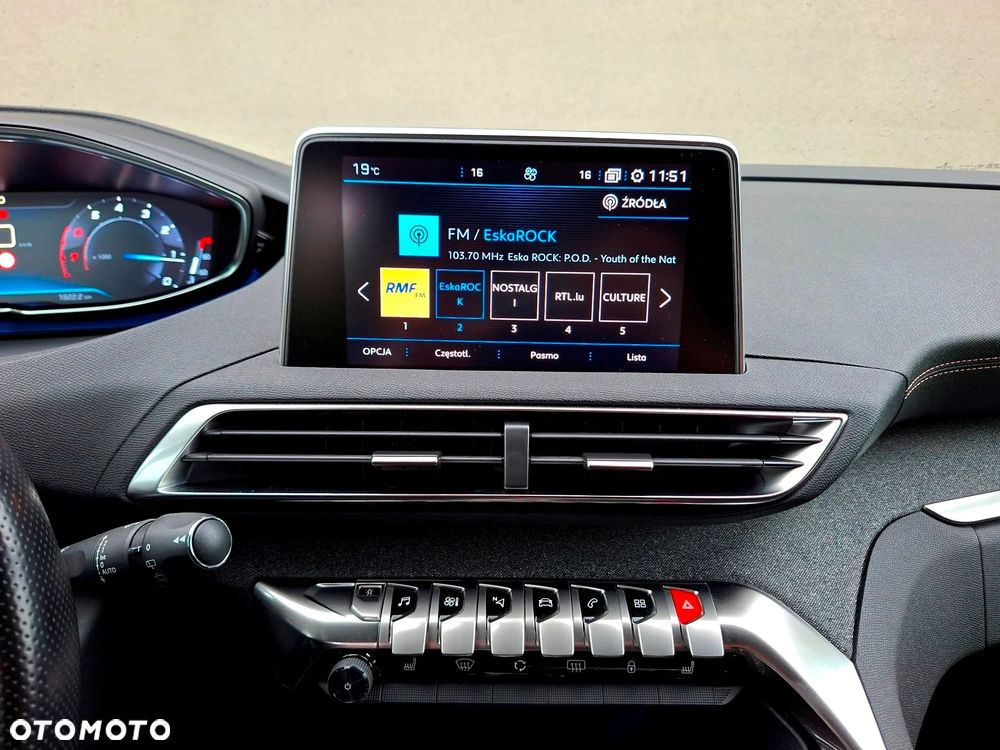Peugeot 3008 1.6 PureTech GPF GT Line S&S EAT8 - 30
