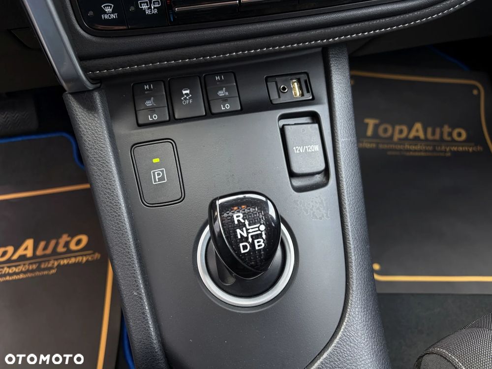 Toyota Auris - 31