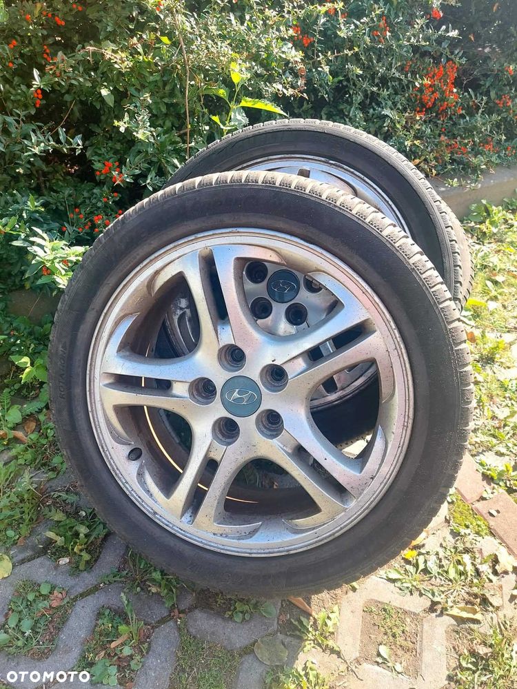 Hyundai Coupe - 3