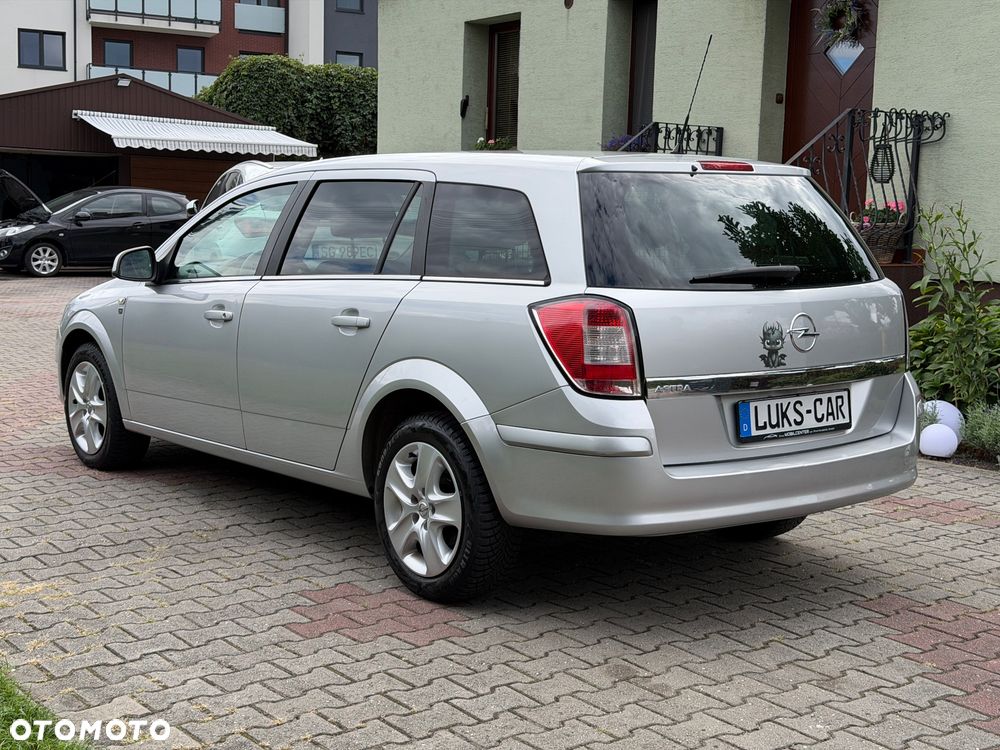 Opel Astra 1.6 Caravan Enjoy - 3