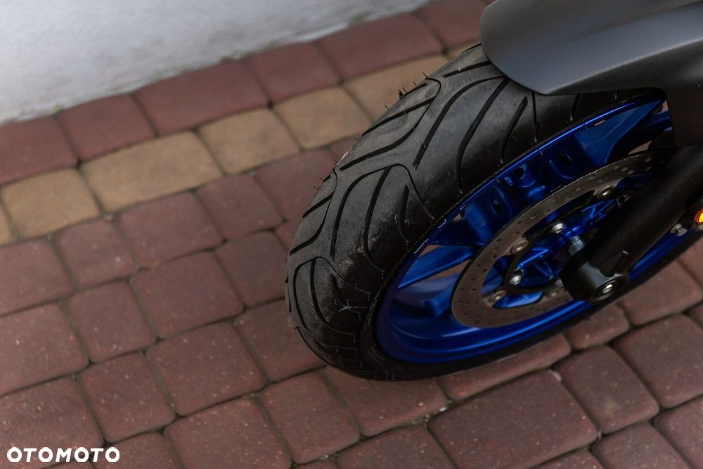 Yamaha MT - 7