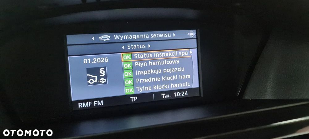 BMW Seria 3 320d DPF Touring - 16