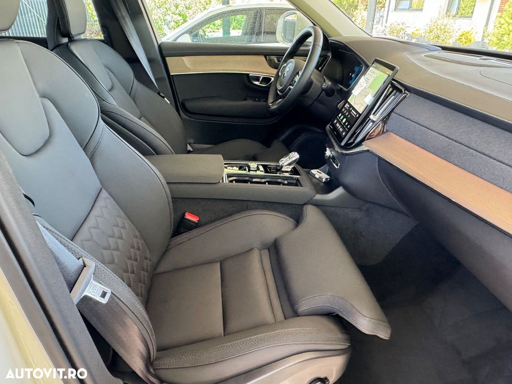 VOLVO XC90 2025 — imagine 7