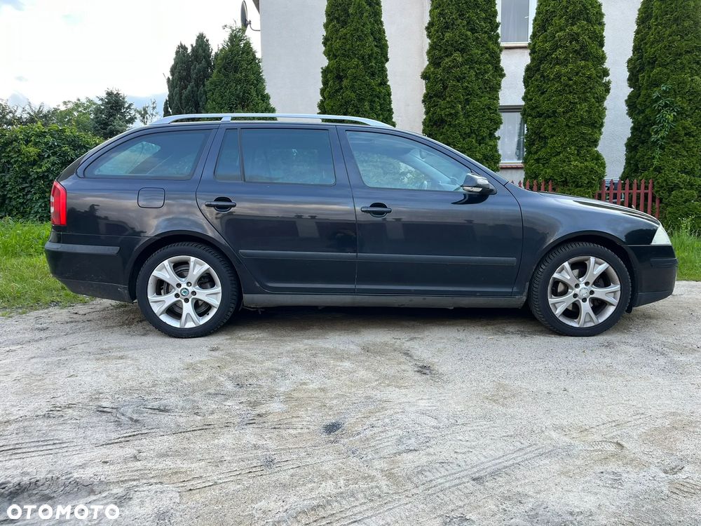 Skoda Octavia 1.8 TSI Ambiente - 4