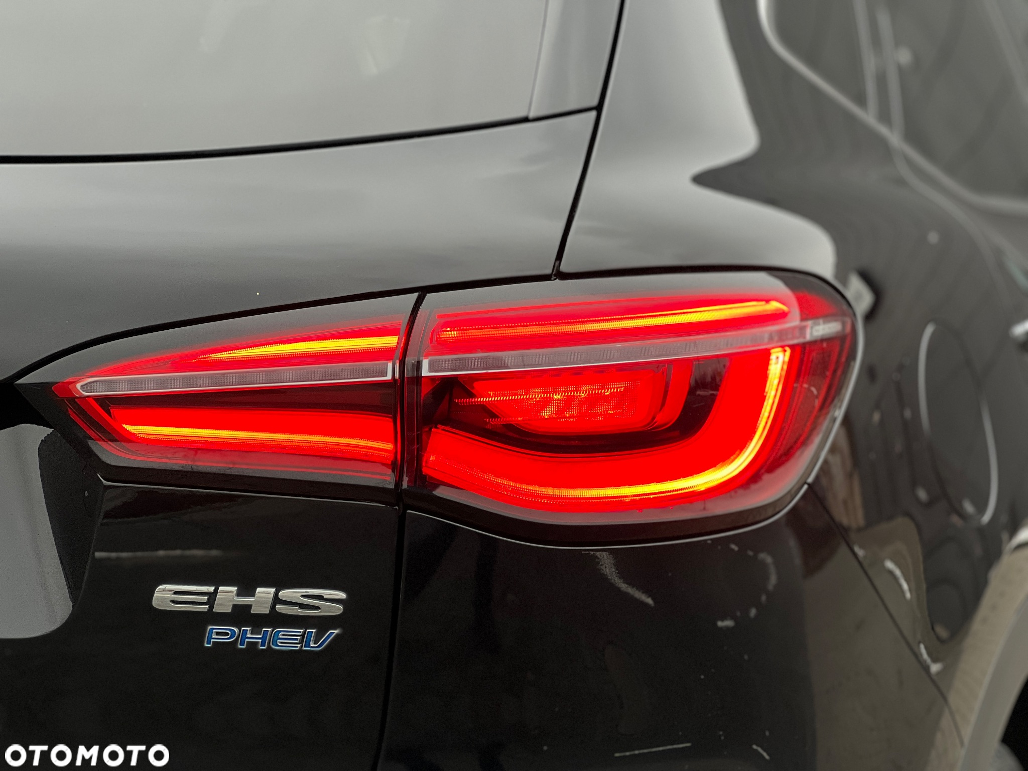 MG EHS 1.5T-GDI PHEV Luxury - 11