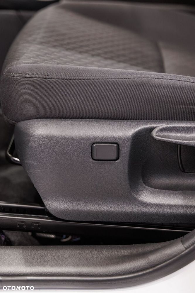 Toyota Yaris Cross Hybrid 1.5 Comfort - 39