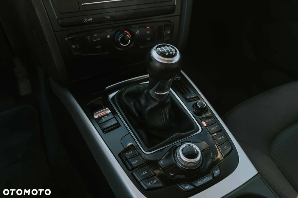 Audi A4 Limousine 2.0 TDI - 24