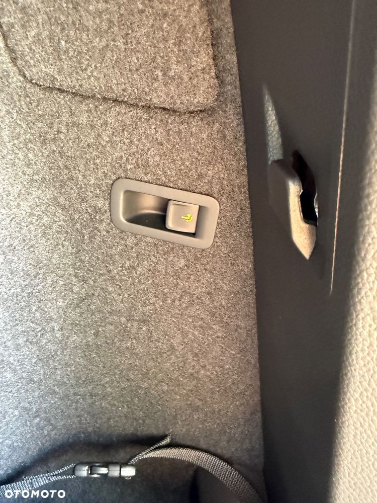 Skoda Karoq 1.5 TSI ACT Selection DSG - 14