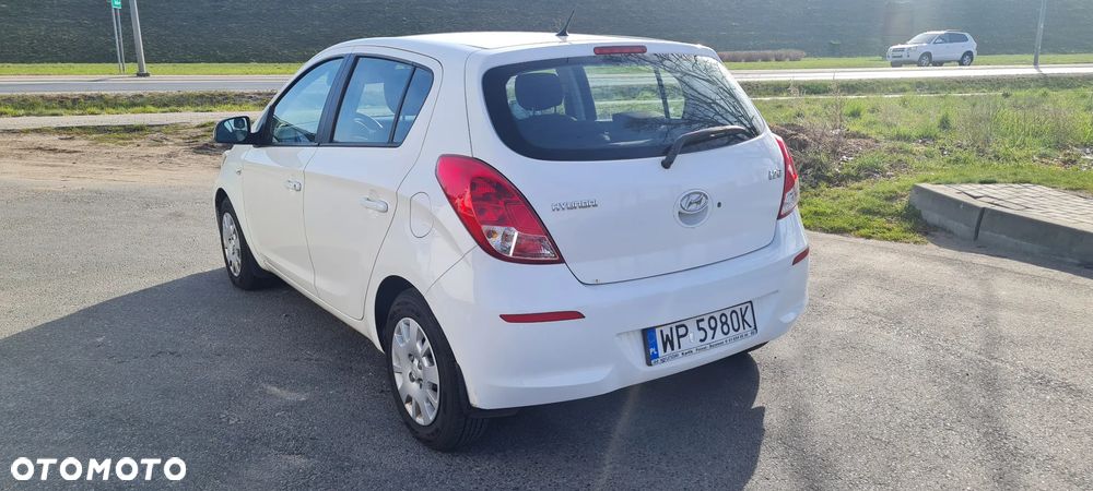 Hyundai i20 1.4 CRDI Comfort - 6