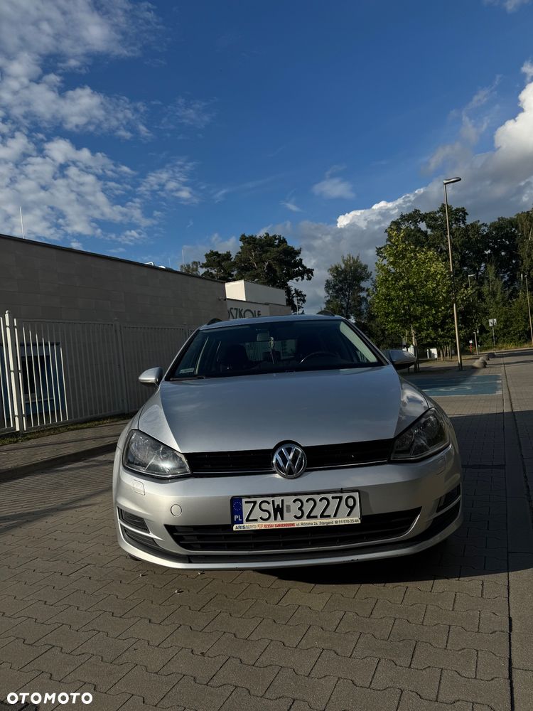 Volkswagen Golf 1.6 TDI BMT Comfortline - 8