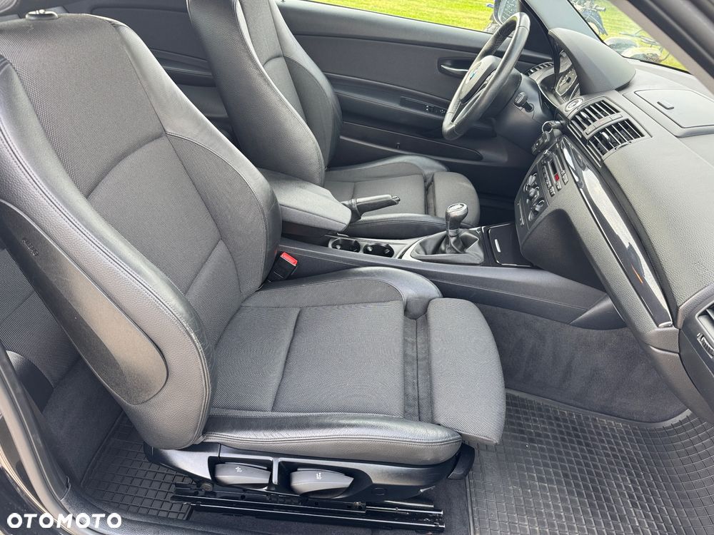 BMW Seria 1 118d DPF Edition Sport - 23