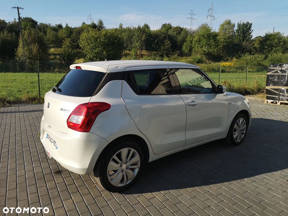 Suzuki Swift 1.2 Premium Plus - 10
