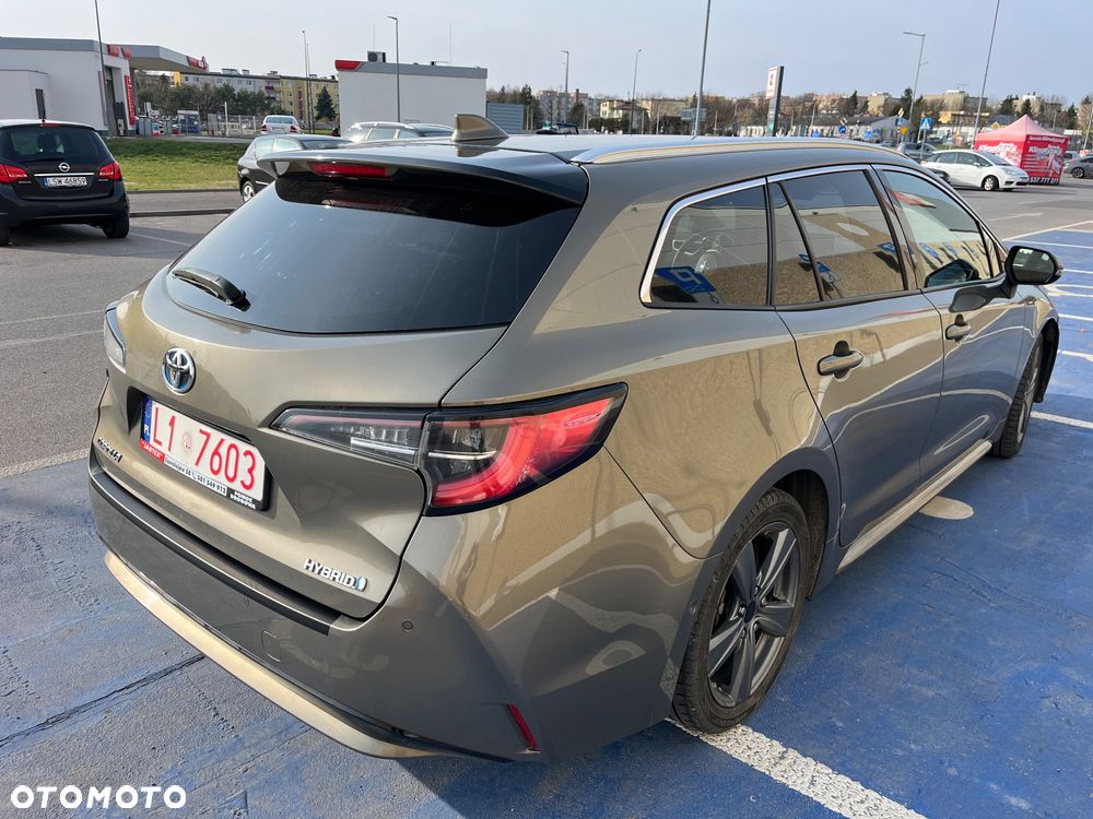 Toyota Corolla 1.8 Hybrid Comfort - 5