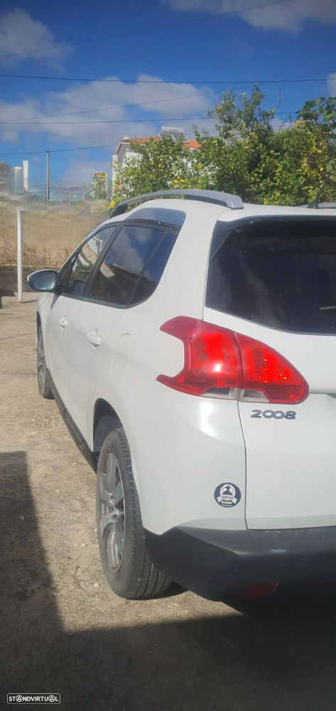 Peugeot 2008 2014 photo 5