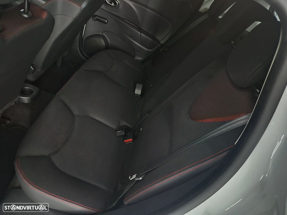 Renault Clio 1.5 dCi Limited - 13