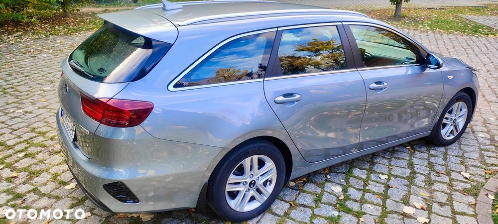 Kia Ceed 1.6 CRDi SCR M - 10