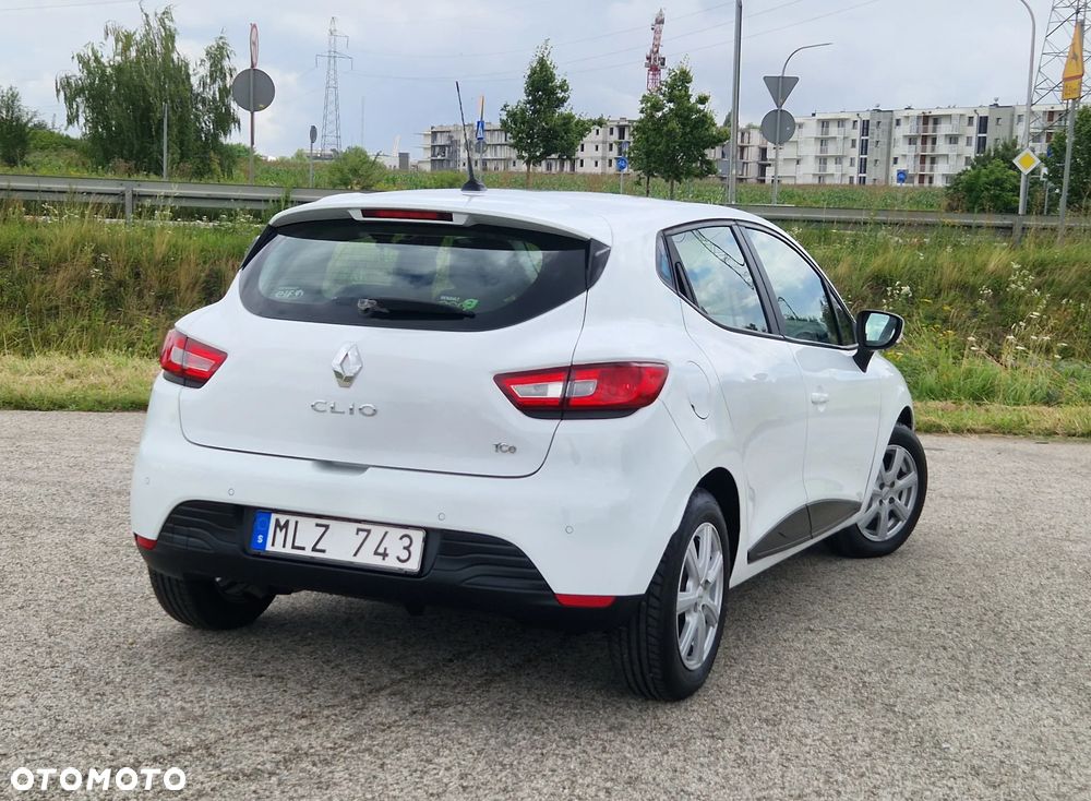 Renault Clio - 6