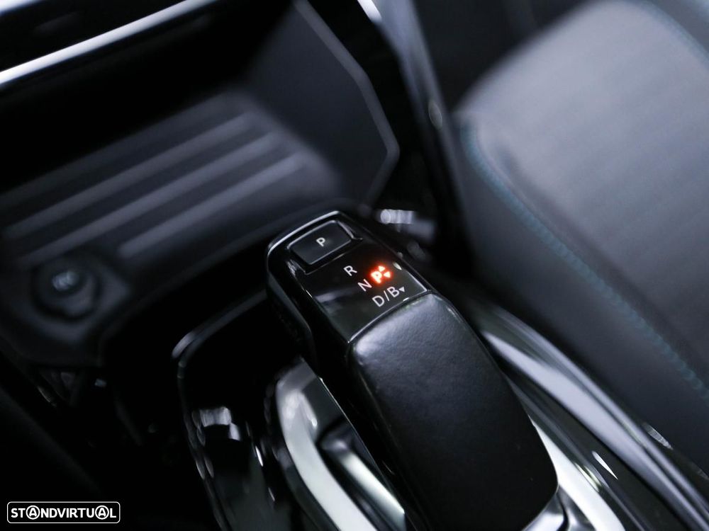Peugeot e-208 50 kWh Allure Pack - 18