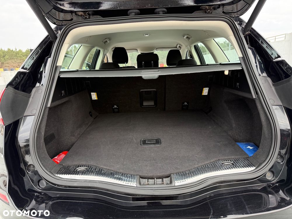 Ford Mondeo 2.0 TDCi Trend PowerShift - 32