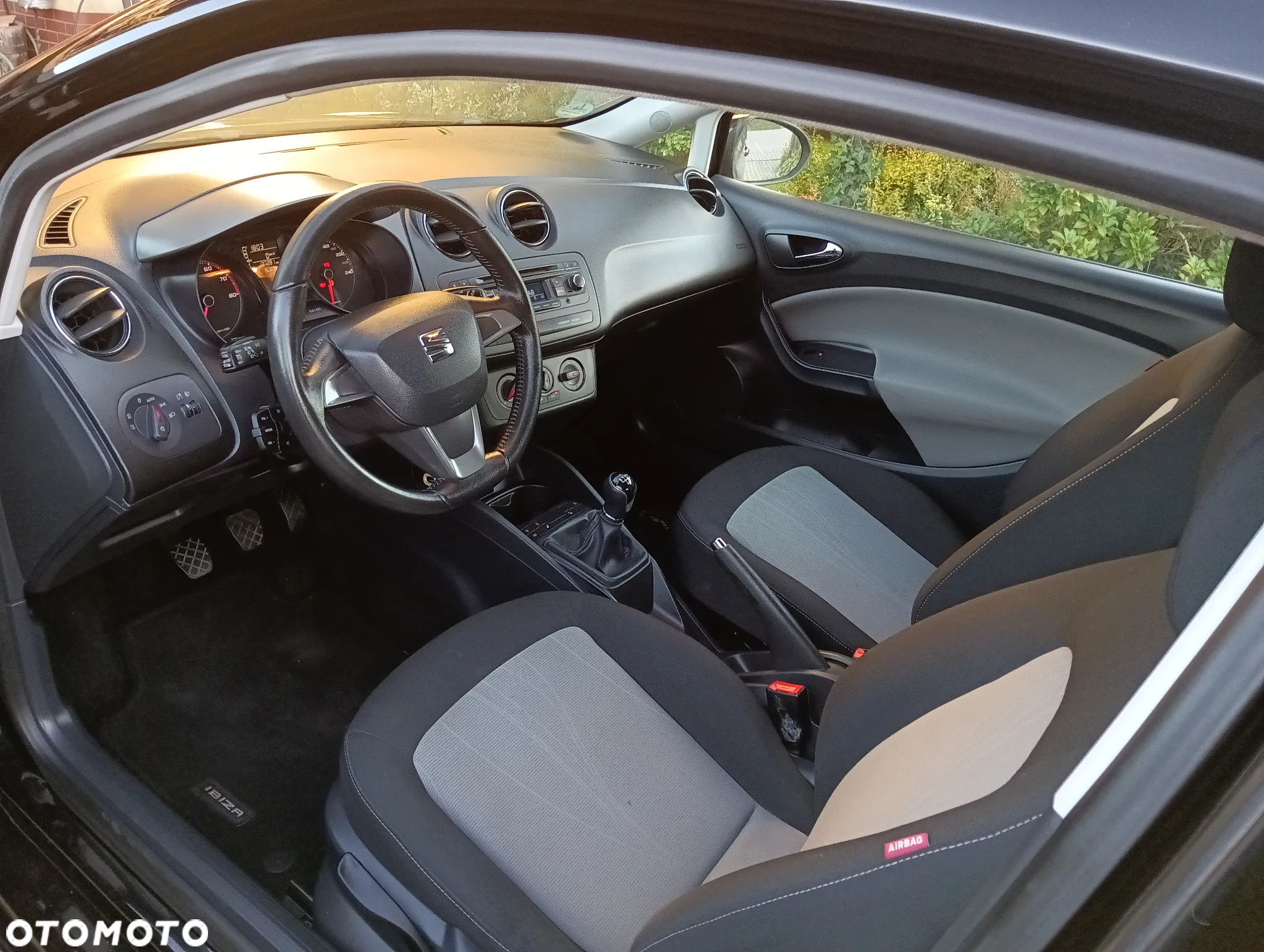 Seat Ibiza SC 1.4 16V SUN - 14