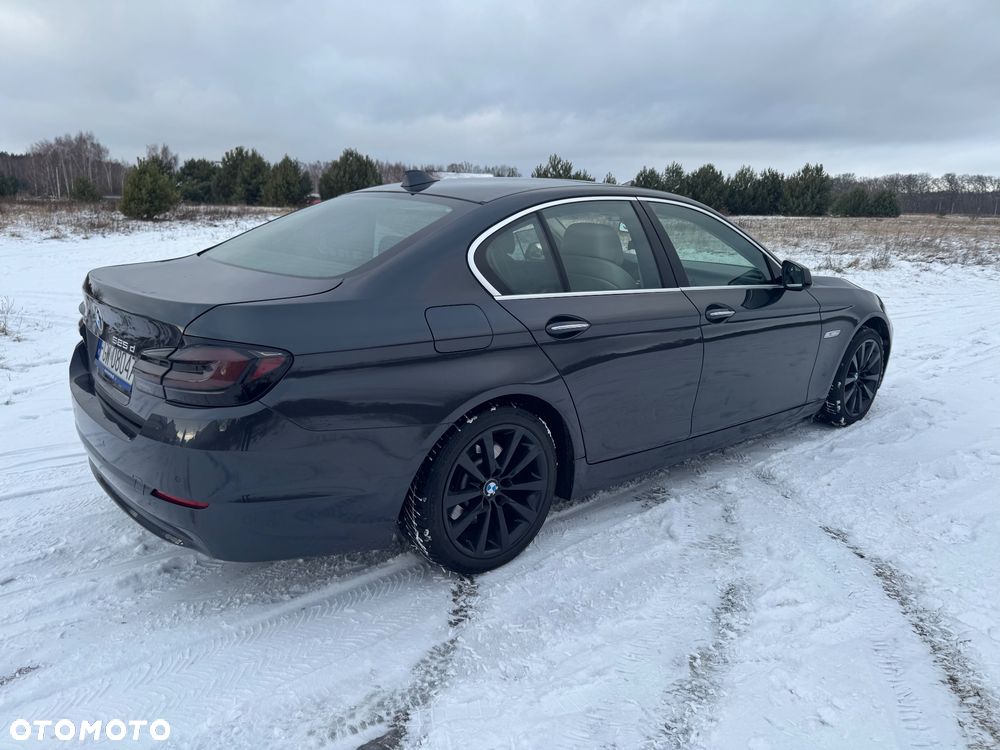 BMW Seria 5 525d xDrive Modern Line - 19