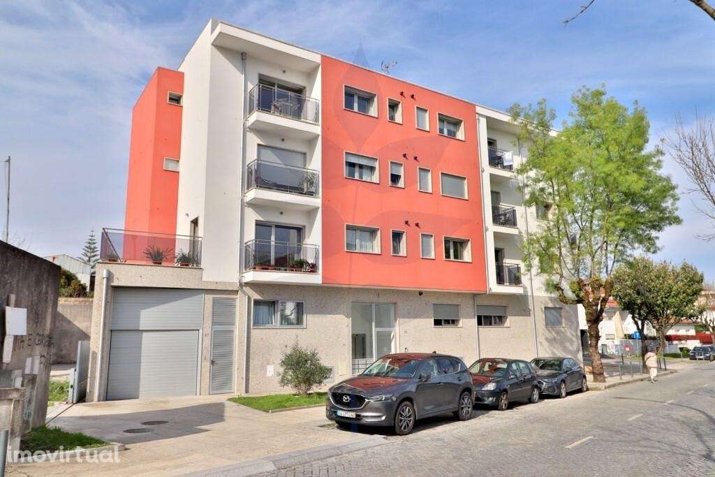 Apartamento T2 em São Victor - Mobilado e Equipado - Grande imagem: 2/36