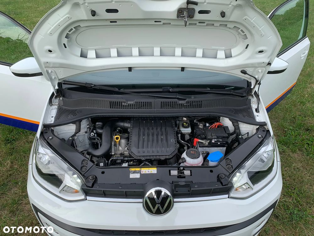 Volkswagen up! Active - 27