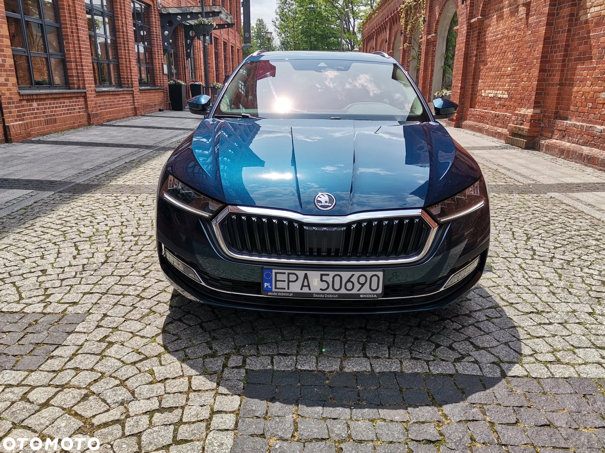 Skoda Octavia 2.0 TDI Ambition DSG - 8
