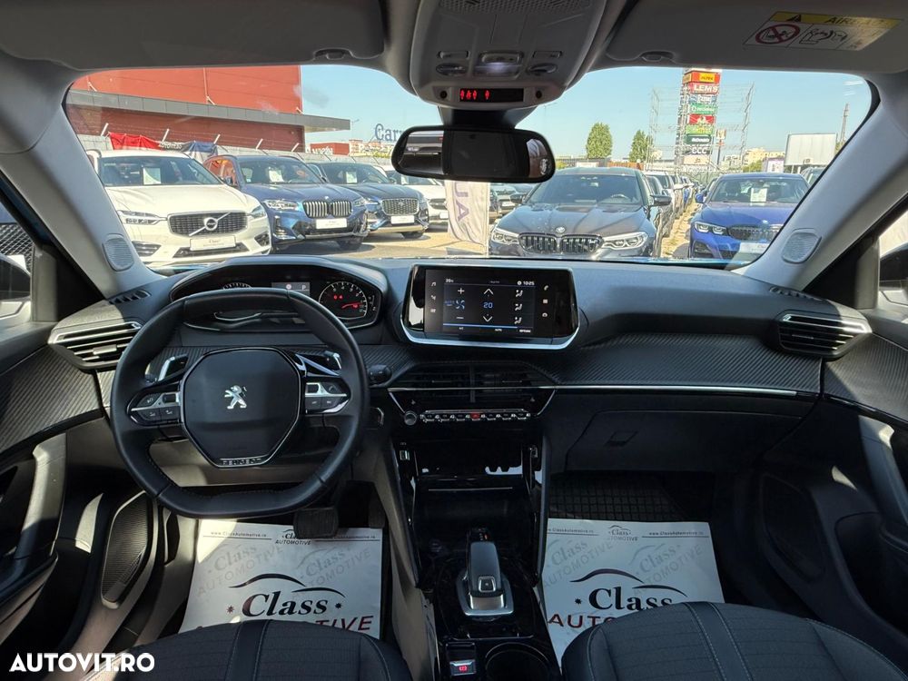 Peugeot 2008 1.2 L PureTech STT EAT8 Allure - 5