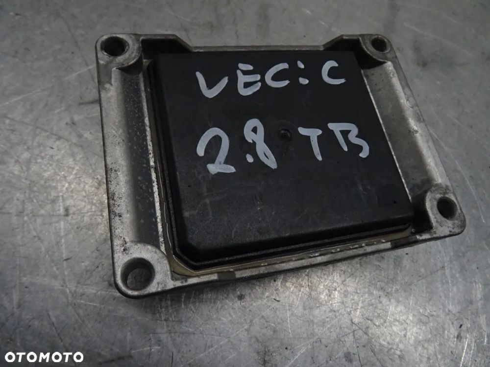 OPEL VECTRA C GTS LIFT 05-08 KOMPUTER STEROWNIK SILNIKA 55561702 - 3