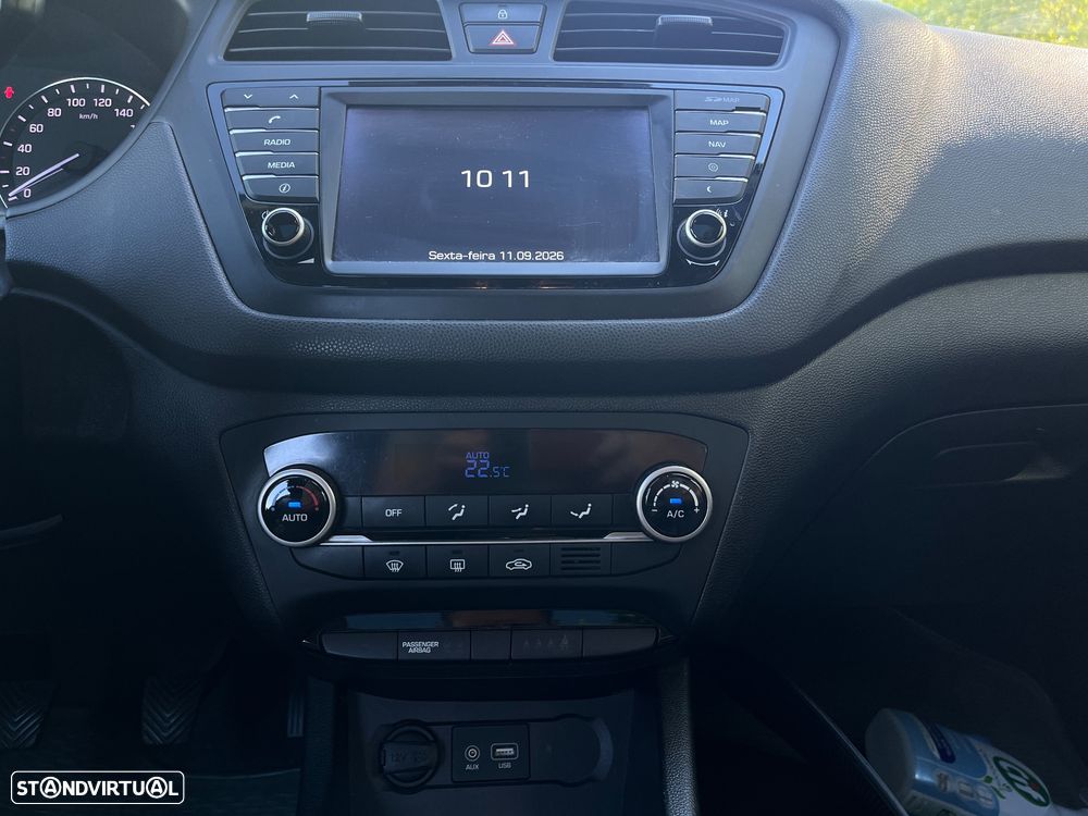 Hyundai i20 - 12