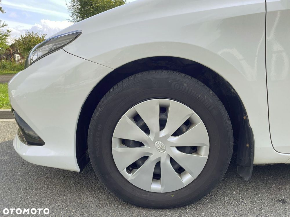 Toyota Auris 1.33 VVT-i Active - 19