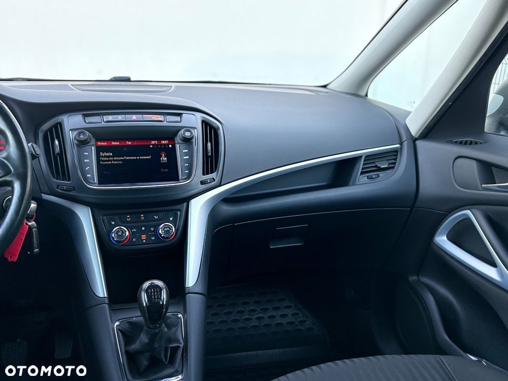 Opel Zafira - 31
