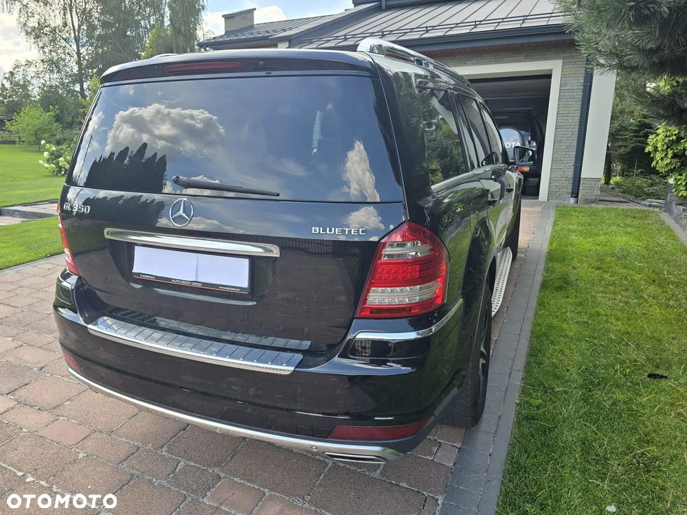 Mercedes-Benz GL 350 BlueTEC - 12