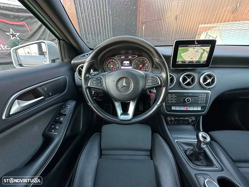 Mercedes-Benz A 180 d BlueEFFICIENCY Edition - 12