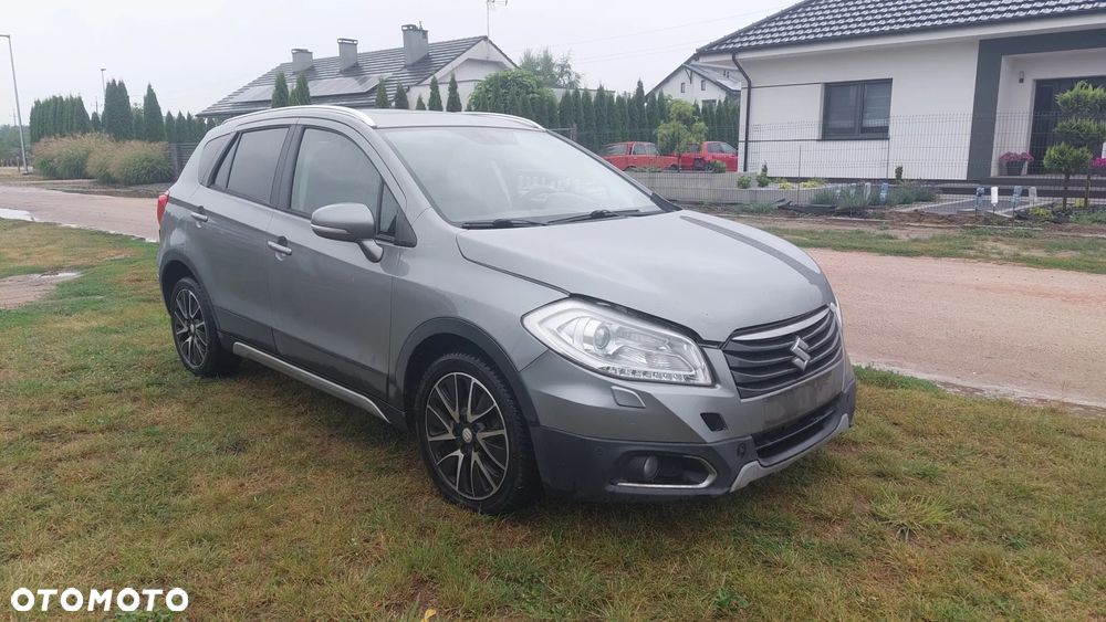 Suzuki SX4 S-Cross 1.6 DDiS Premium Plus - 1