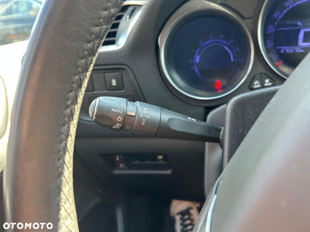 Citroën C4 1.6 HDi Exclusive - 24