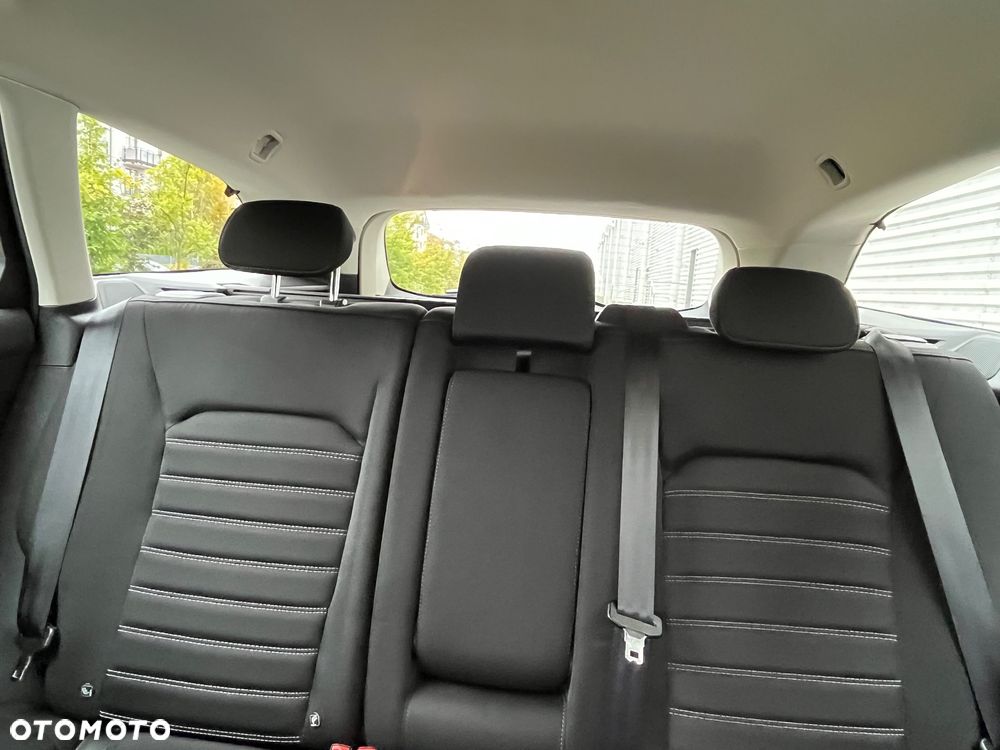 Ford Mondeo Turnier 2.0 EcoBlue Titanium - 36
