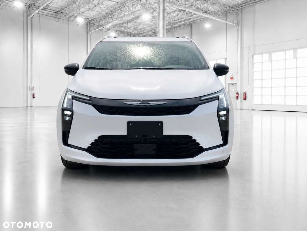 Chrysler Pacifica - 2