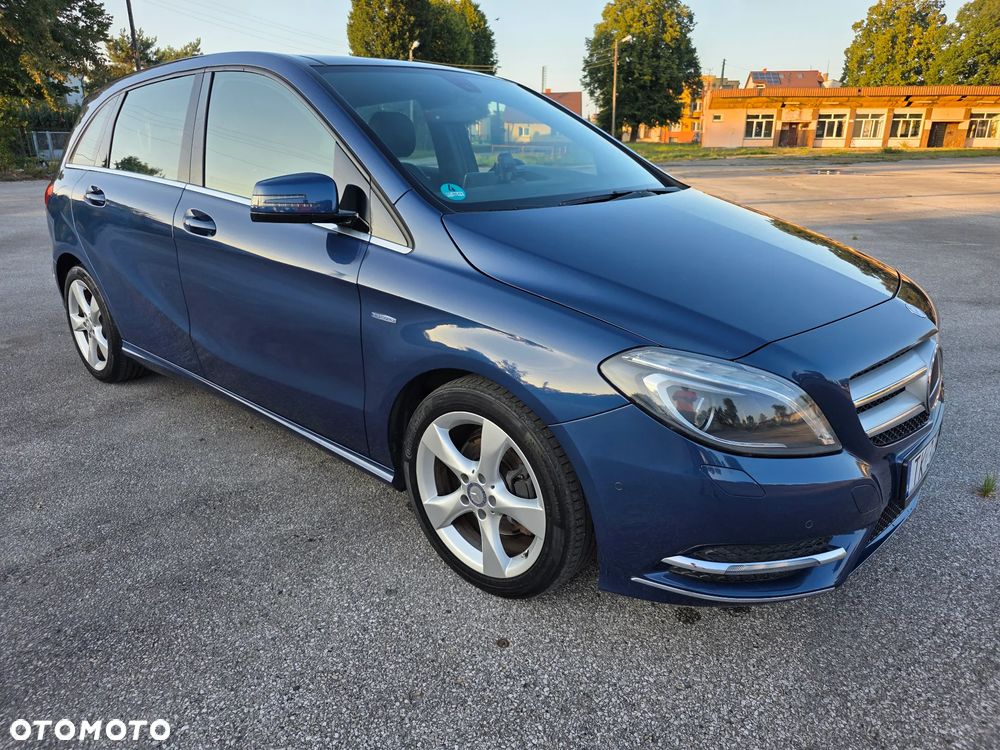 Mercedes-Benz Klasa B 200 (BlueEFFICIENCY) - 9