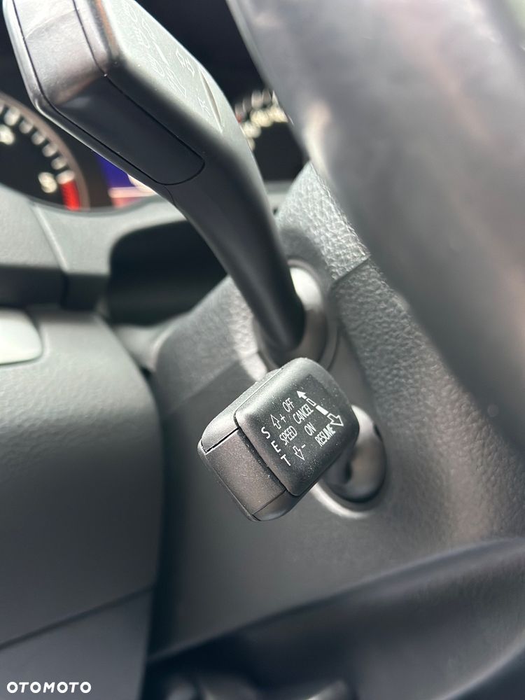 Volkswagen Sharan 2.0 TDI DSG BlueMotion Technology Cup - 19
