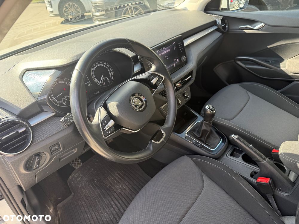 Skoda Fabia 1.0 Ambition - 13