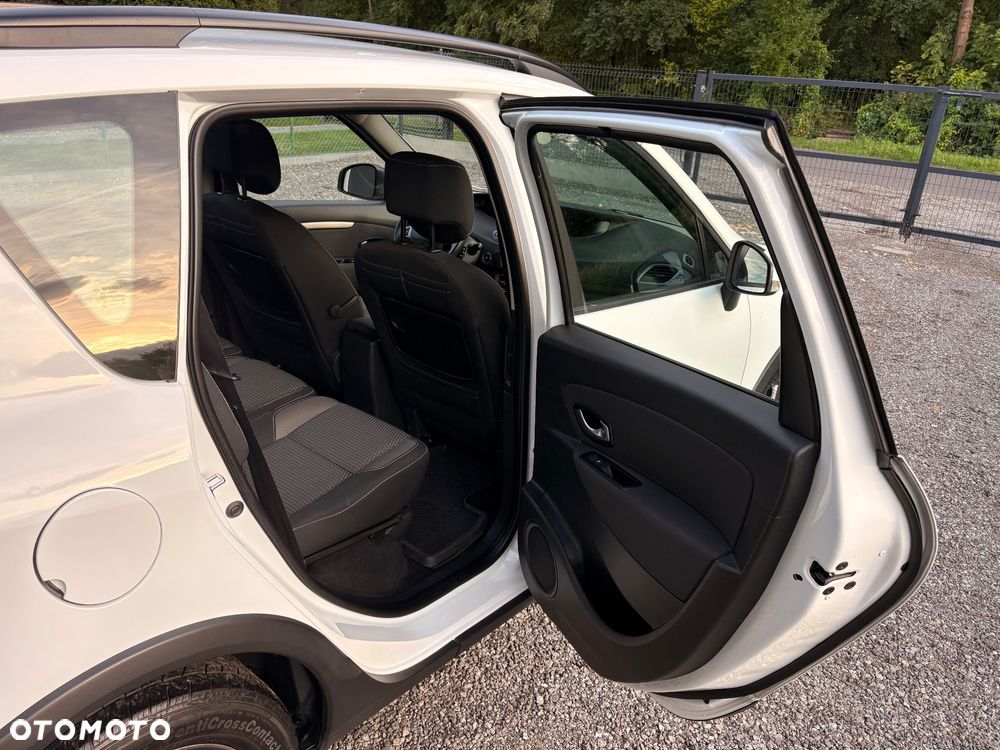 Renault Scenic Energy dCi 110 S&S Xmod Paris - 21