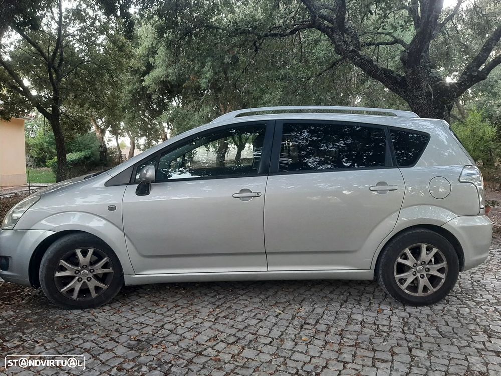 Toyota Corolla Verso 2.2 D-4D Sol - 6