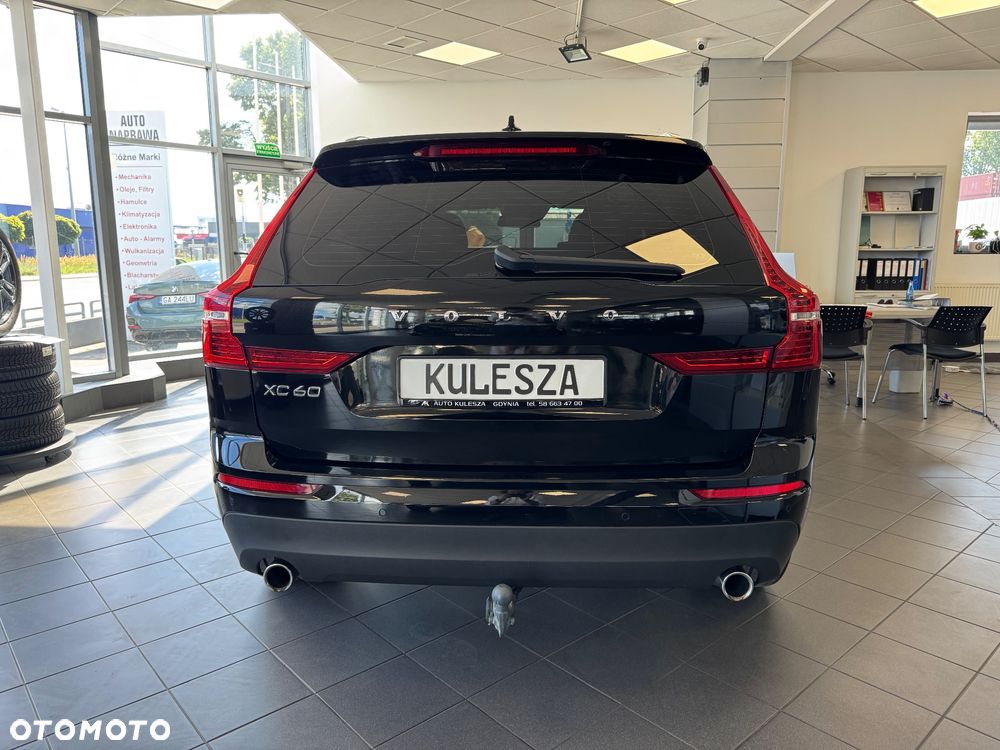 Volvo XC 60 D4 AWD RDesign - 6